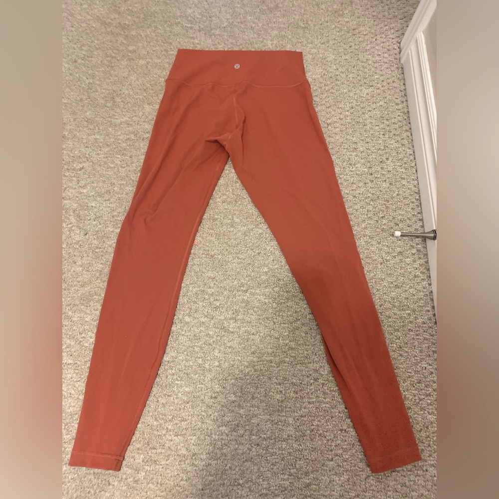 Lululemon size 8 wunder unders burnt orange colour